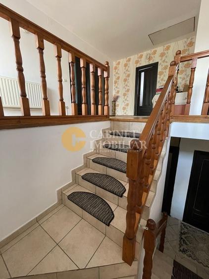 Casă individuală cu 5 camere cu Canalizare în Dancu