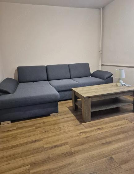 Garsonieră decomandată în Drumul Taberei