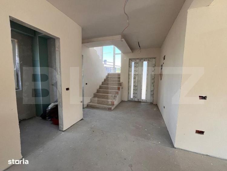 Casă cu 4 camere în Central
