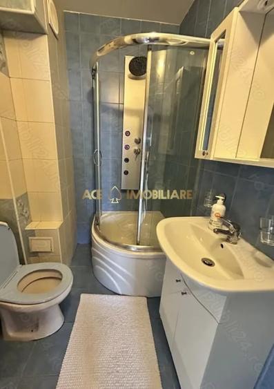 Apartament cu 2 camere semidecomandat, mobilat în Unirii