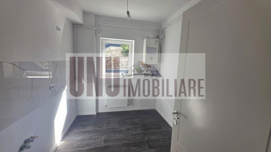 Garsonieră decomandată în Bucium