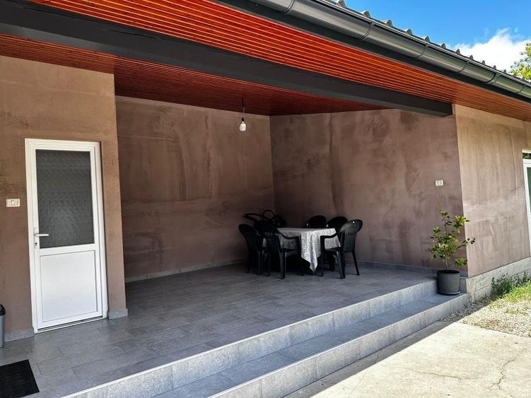 Casă cu 4 camere în Var