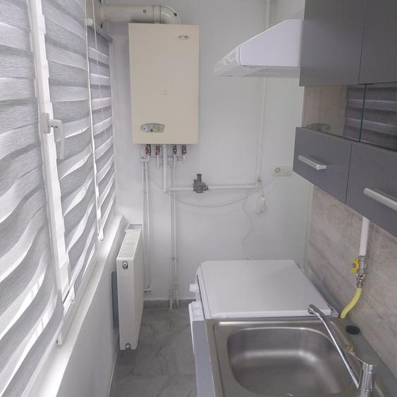 Garsonieră decomandată în Calea Moldovei