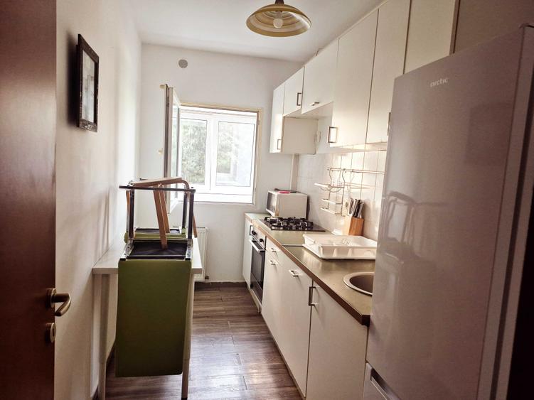 Apartament cu 2 camere decomandat în Jilava