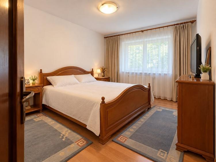 Apartament cu 4 camere decomandat, mobilat în Inel II