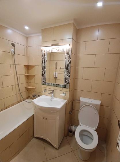 Apartament cu 2 camere semidecomandat în Obor