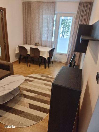 Apartament cu 2 camere, mobilat în Central