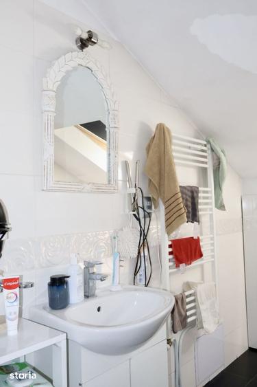 Apartament cu 4 camere în Baciu