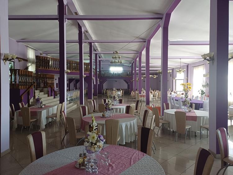 Spațiu comercial, de 1,500 mp, în Central