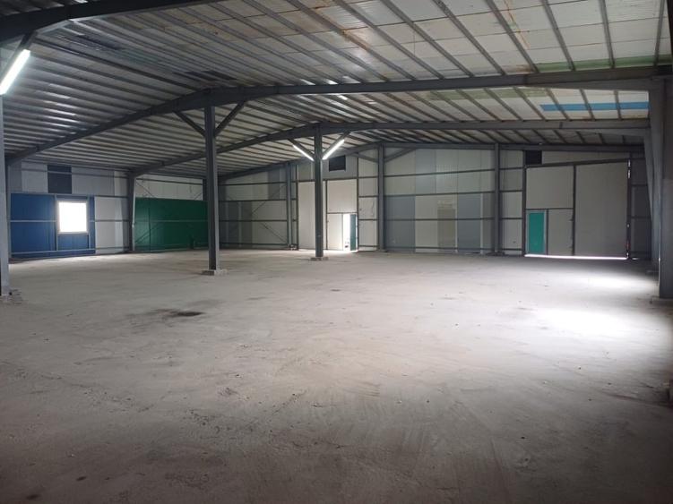 Spațiu industrial, de 440 mp, în Vest