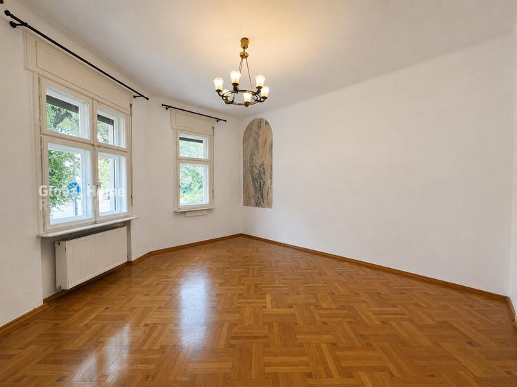 Apartament cu 6 camere circular în Dorobanți