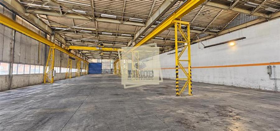 Spațiu industrial, de 1,783 mp, în Broscărie