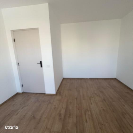 Casa de vanzare, 3 camere, curte imprejmuita, gata de mutat ! - 11
