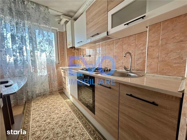 Apartament cu 2 camere în Podu Roș