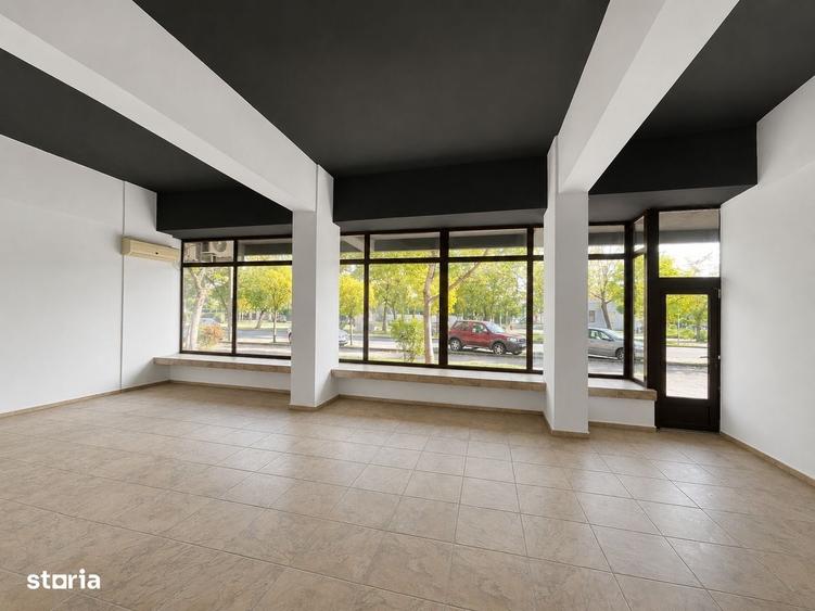 Spațiu comercial, de 82 mp, în Cloșca