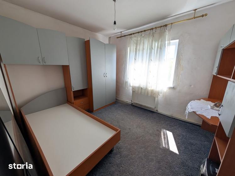 Apartament cu 2 camere decomandat în Buhuși