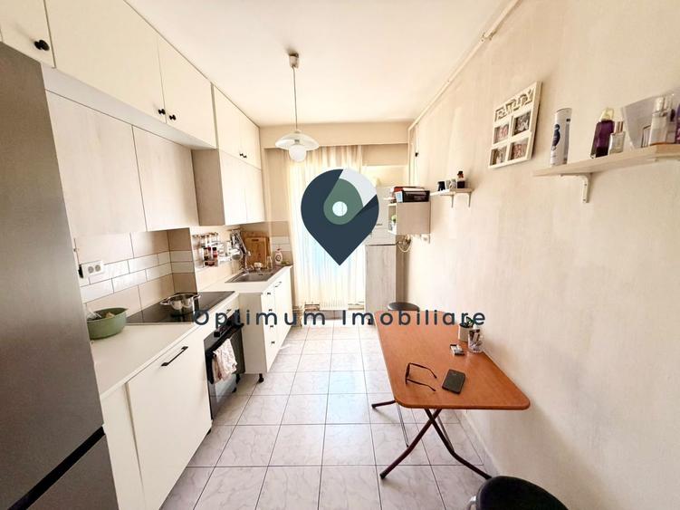 Apartament cu 3 camere decomandat, mobilat în Mănăștur