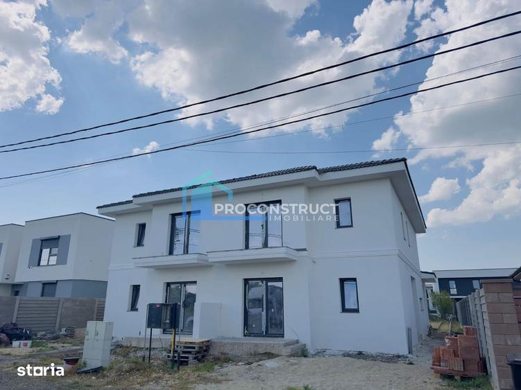 Casă cu 4 camere cu Teren 343 Mp în Șagului