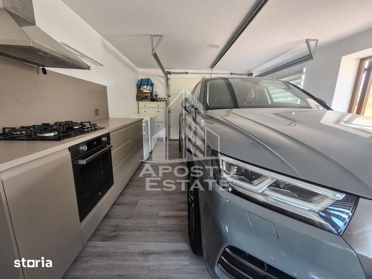 Casă cu 5 camere cu Teren 563 Mp în Cărpiniș