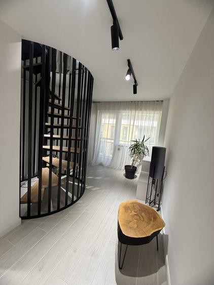 Apartament cu 3 camere în Florești
