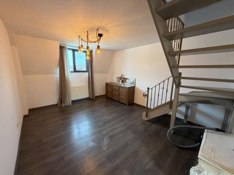 Apartament cu 4 camere decomandat, mobilat în Fundeni