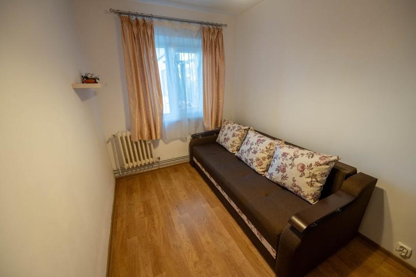 Apartament cu 3 camere decomandat, mobilat în Păcurari