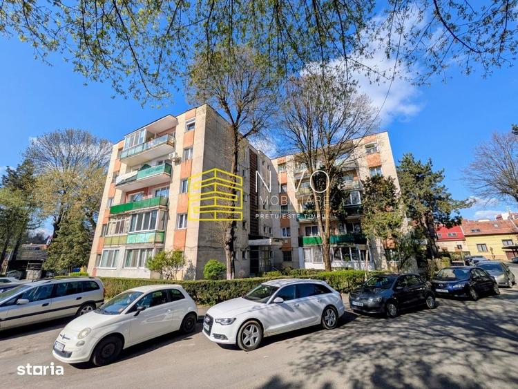 Apartament cu 3 camere semidecomandat în Corunca