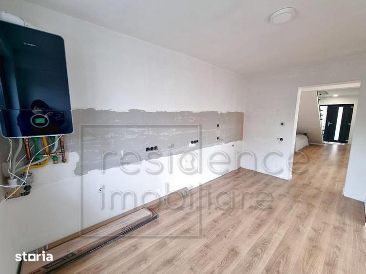 Casă cu 6 camere cu Teren 300 Mp în Gheorgheni