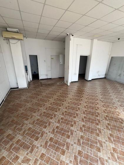 Spațiu comercial, de 72 mp, în Brădești