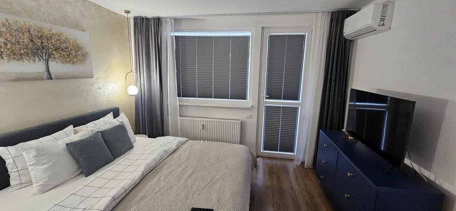 Apartament cu 2 camere semidecomandat în Cișmigiu