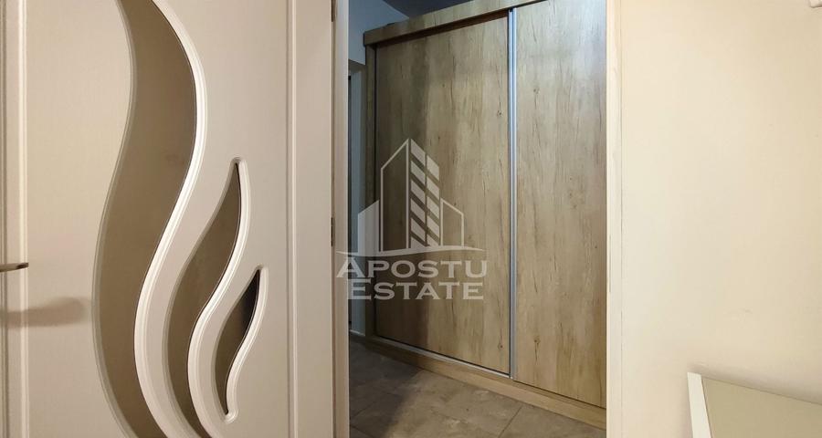 Apartament cu 4 camere semidecomandat, mobilat în Miorița