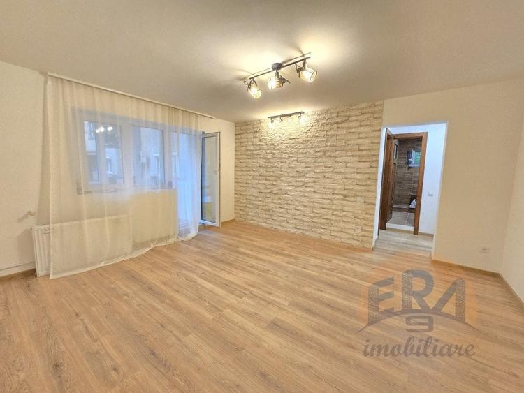 Apartament cu 2 camere semidecomandat în Decebal