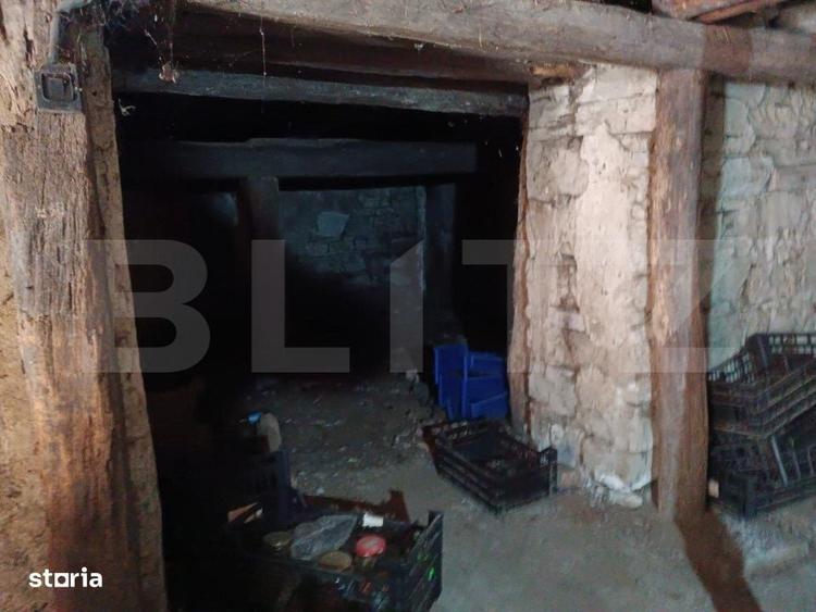 Casă cu 3 camere cu Teren 500 Mp în Central