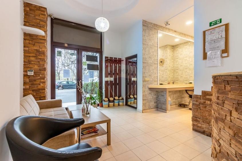 Spațiu comercial, de 132.69000244141 mp, în Lacul Tei