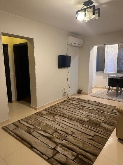 Apartament cu 2 camere semidecomandat în Crângași