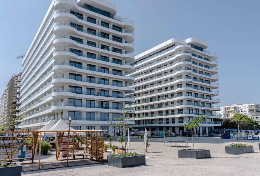 Apartament 2 camere Sea on Mamaia Nord pe plaja parcare inclusa termen lung - 10