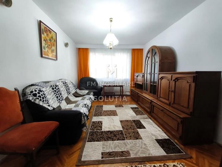 Apartament cu 3 camere decomandat în Decebal