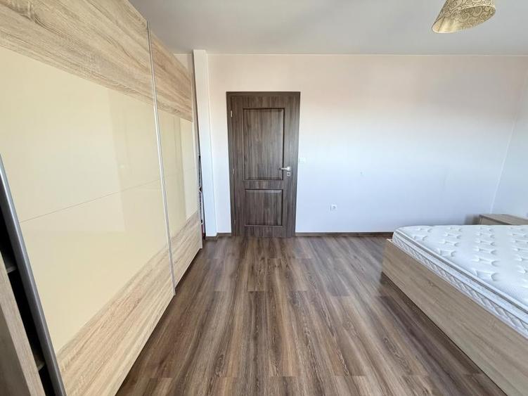 Apartament cu 3 camere în Florești