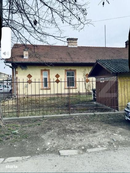 Casă cu 2 camere cu Teren 560 Mp în Central