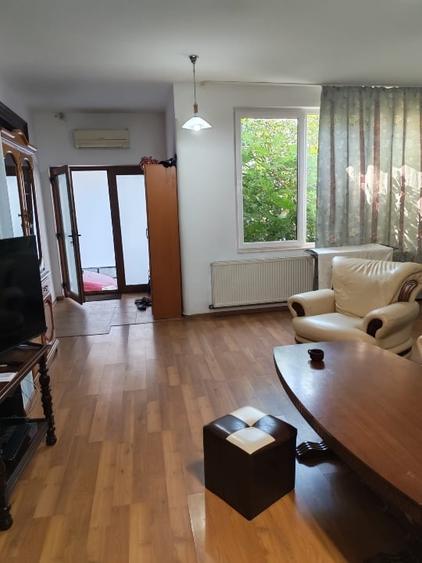 Casă individuală cu 3 camere cu Teren 1050 Mp în Central