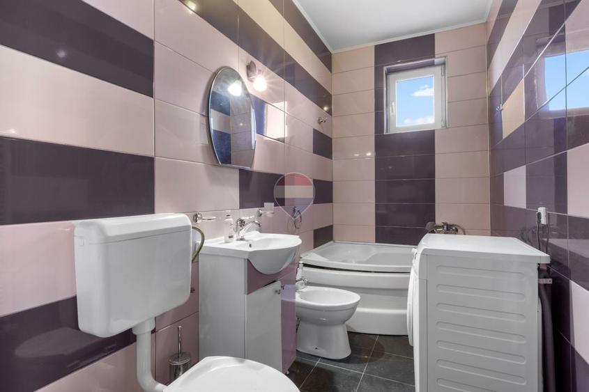 Apartament cu 2 camere semidecomandat, mobilat în UTA