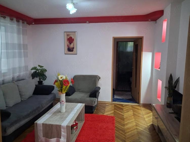 Apartament cu 2 camere semidecomandat în Central