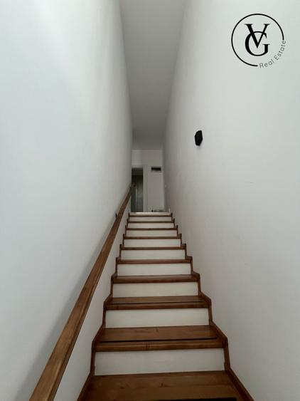 Casă individuală cu 4 camere cu Teren 311 Mp în Tunari