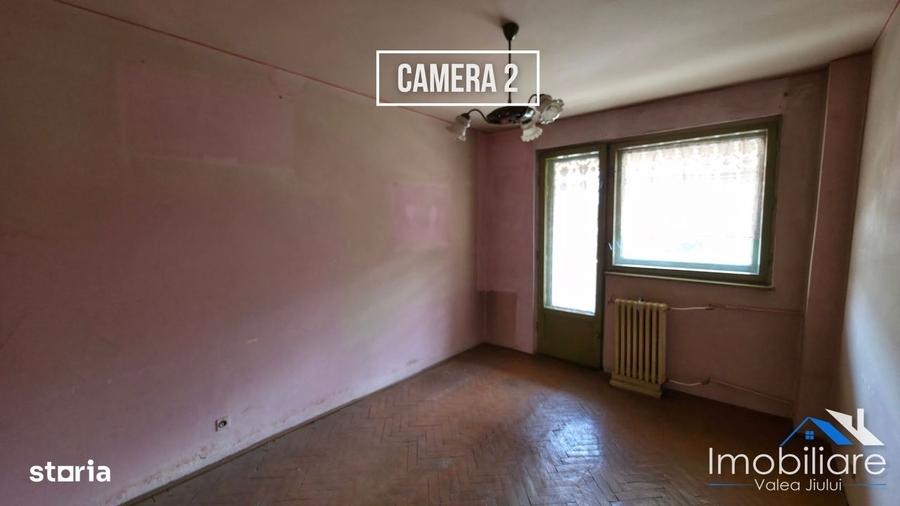 Apartament 3 camere, Lupeni, str. Gheorghe Sincai - 2