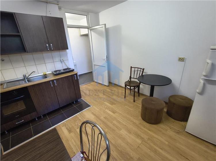 Apartament cu 2 camere decomandat în Andrei Mureșanu