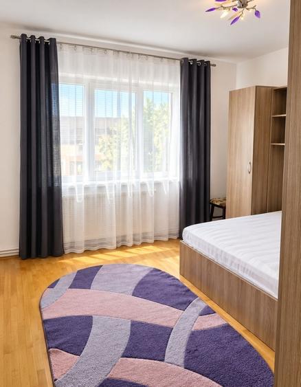 Apartament cu 3 camere semidecomandat în Ampoi 3