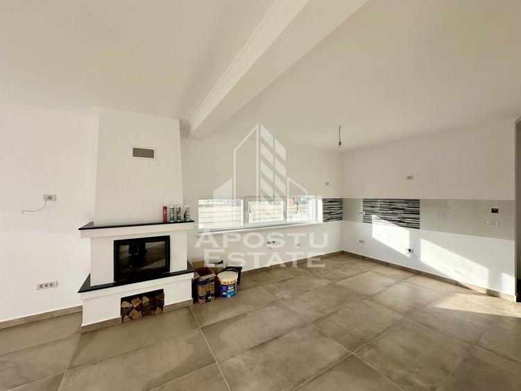 Duplex cu 4 camere cu Canalizare în Becicherecu Mic