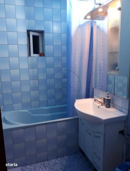 Apartament cu 3 camere în Calea Moldovei
