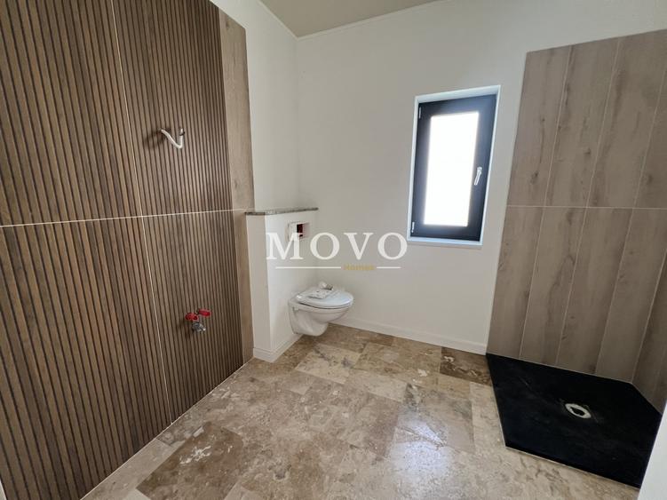 Duplex cu 5 camere cu Canalizare în Giroc