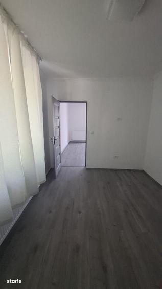 Apartament cu 2 camere nedecomandat în Podu Roș — fotografia 2